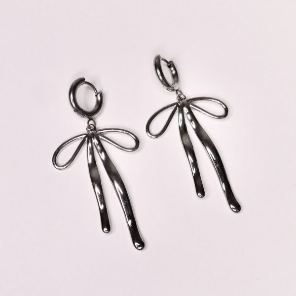 Beau Earrings by elixa - Image 3