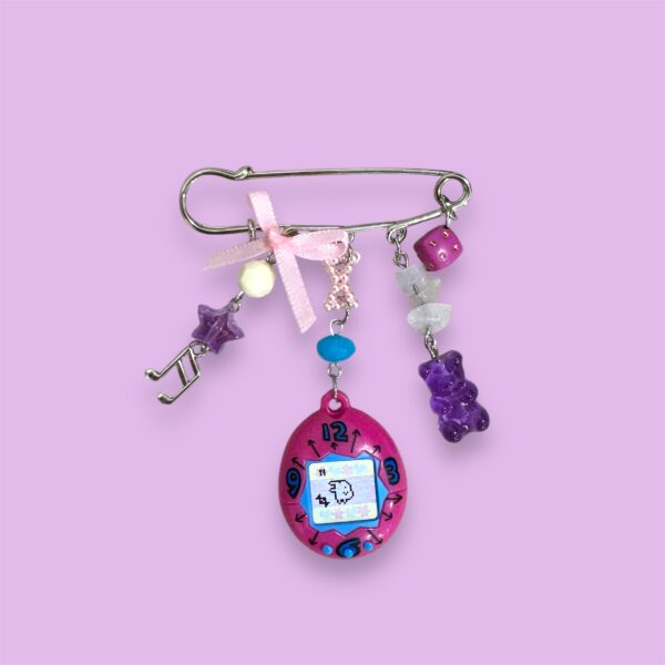 purple tamagotchi brooch by pinkduck handmade