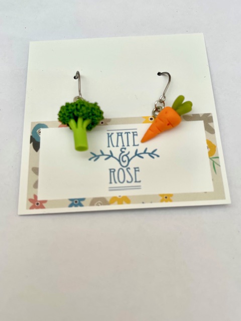 Broccoli and Carrot drop earrings by Kate and Rose Broccoli and Carrot drop earrings by Kate and Rose