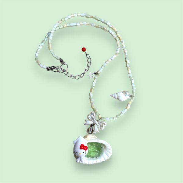 hello kitty shell necklace by pinkduck handmade