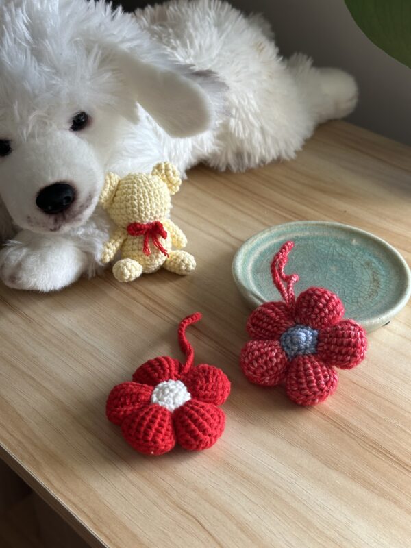Crochet Floral Charm by Loveliness Studio CC