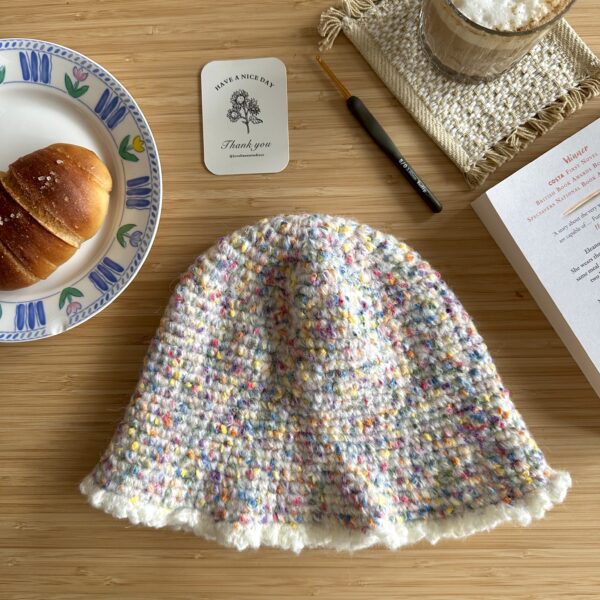 Snuggle Crochet bucket hat [Creamy] by-Loveliness Studio CC