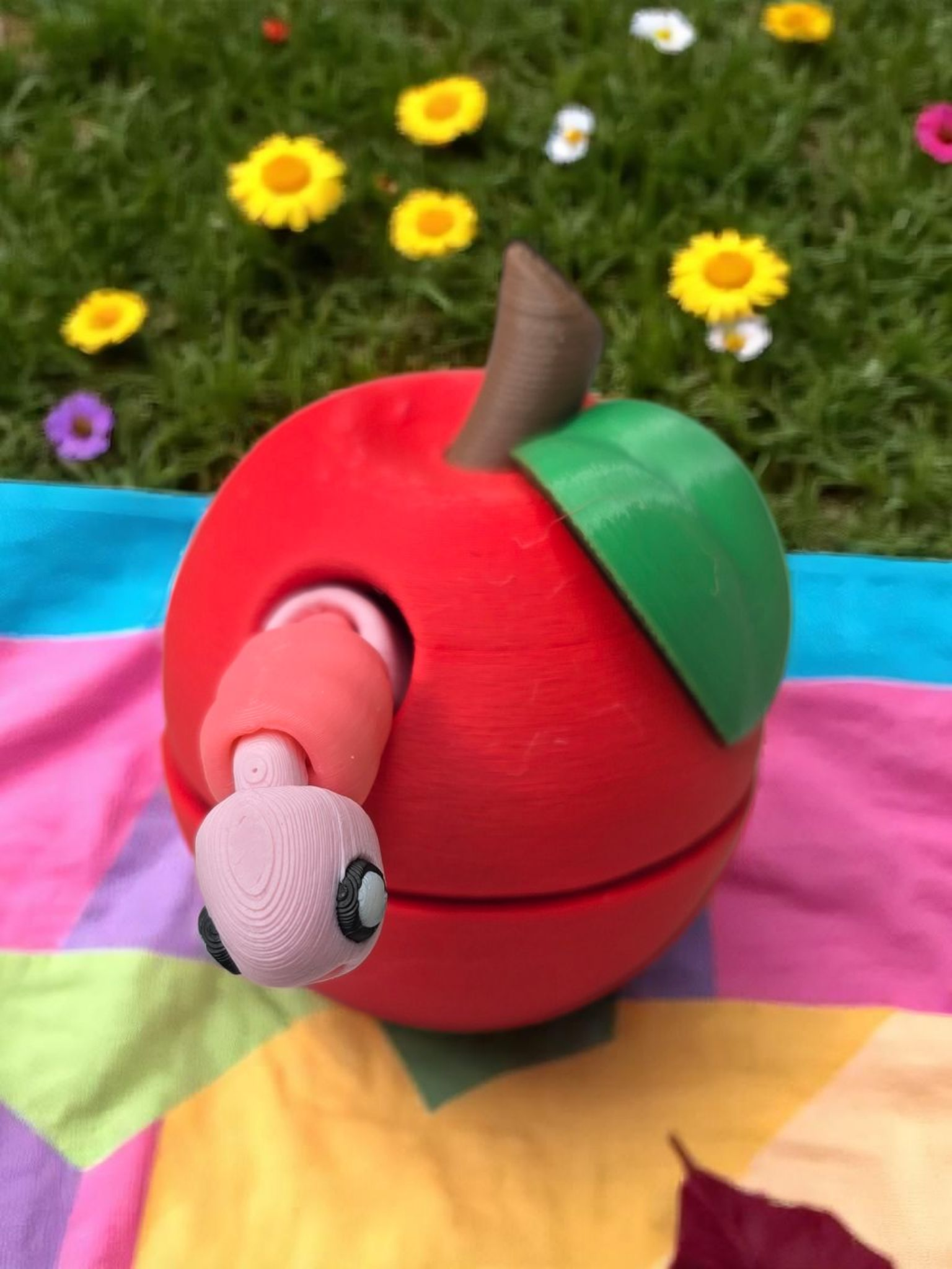 Worm In An Apple by 3D Creation Cove Worm In An Apple by 3D Creation Cove - Image 5