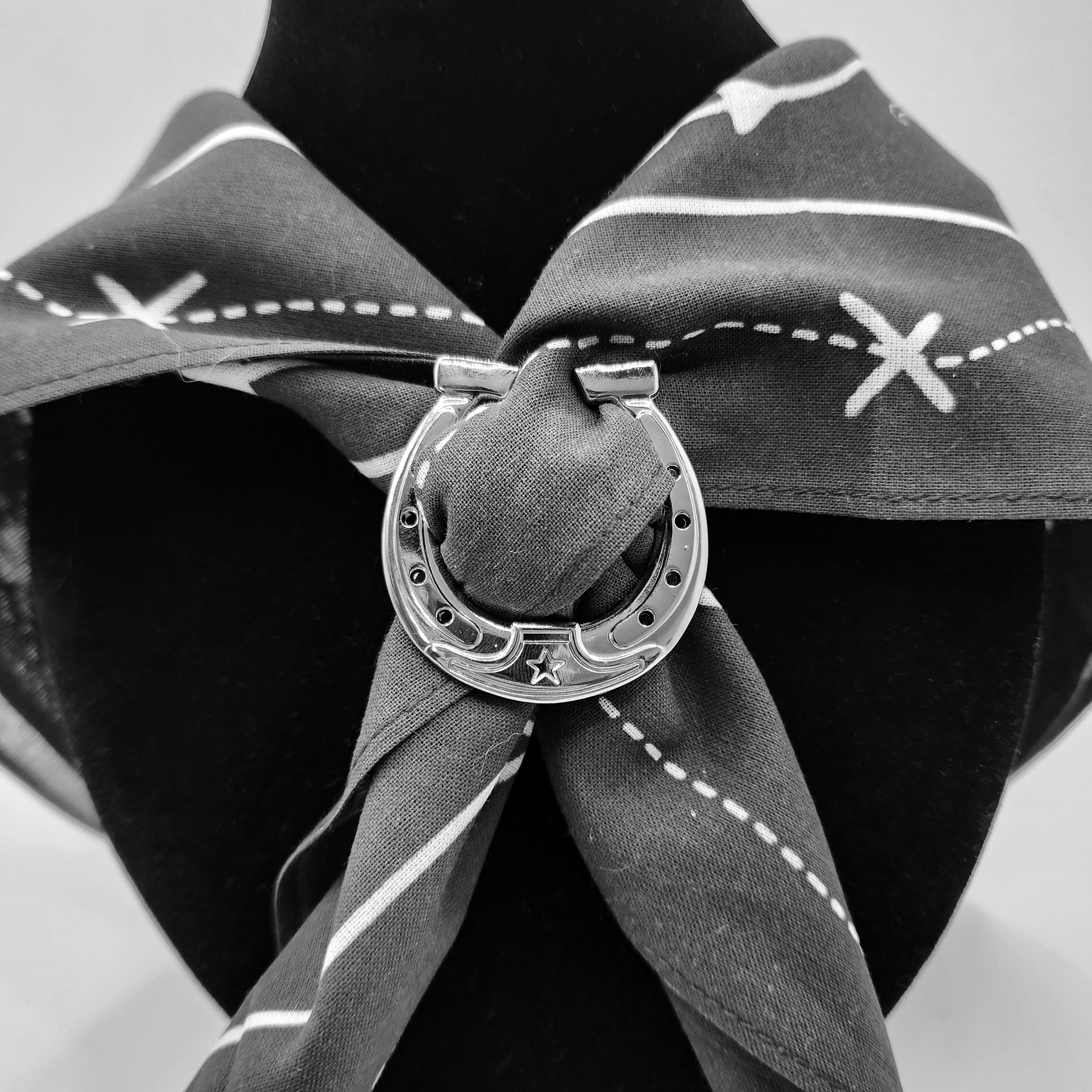 Metal Horseshoe Tie Charm by Noahdea.art Metal Horseshoe Tie Charm by Noahdea.art - Image 6