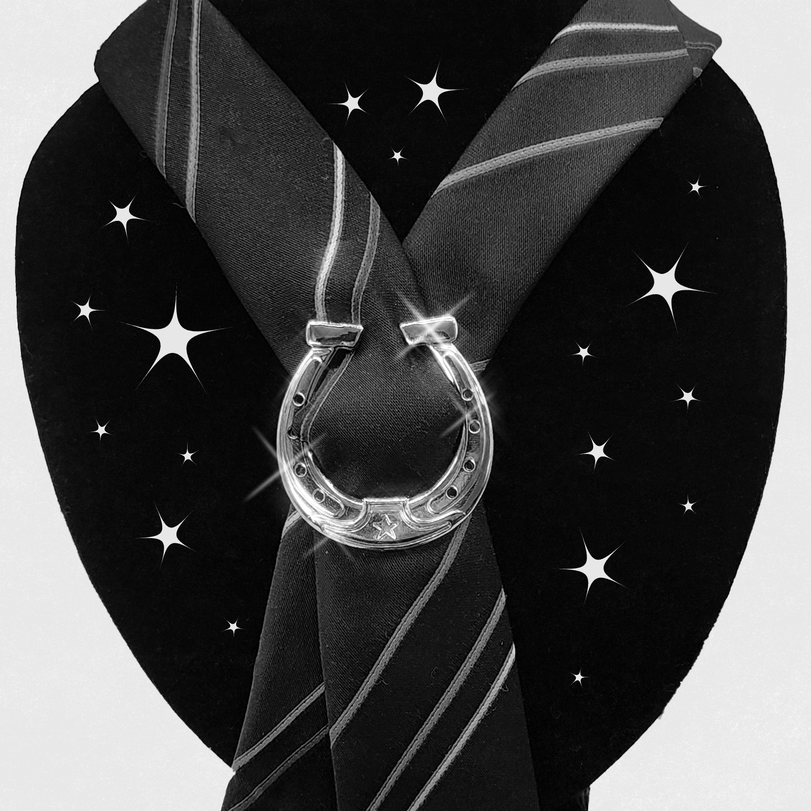 Metal Horseshoe Tie Charm by Noahdea.art Metal Horseshoe Tie Charm by Noahdea.art - Image 5