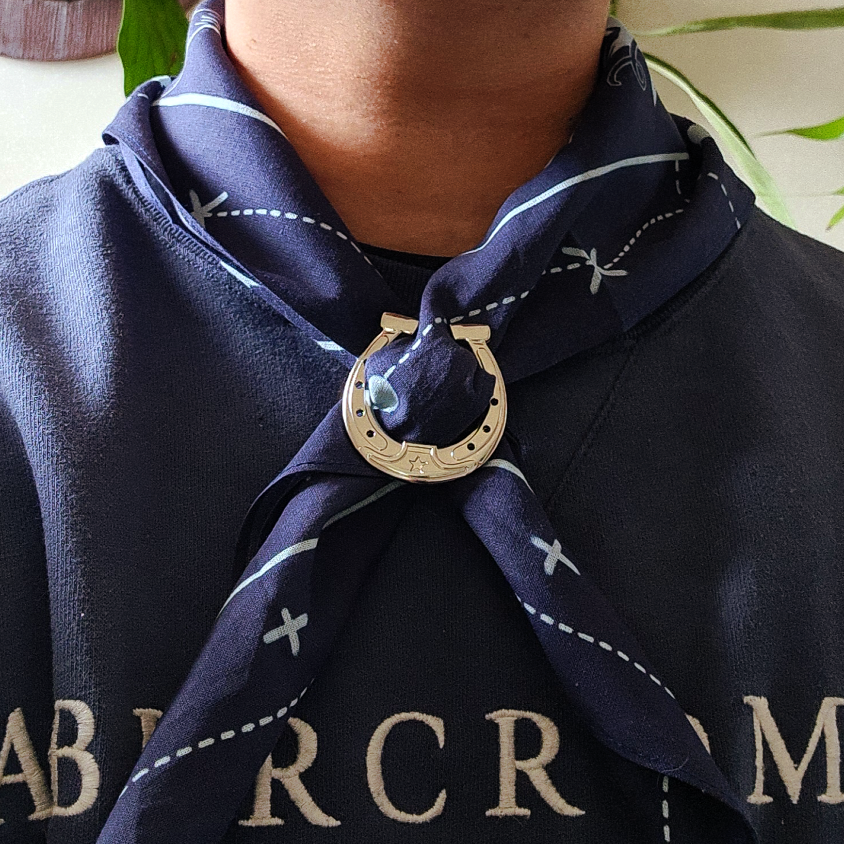 Metal Horseshoe Tie Charm by Noahdea.art Metal Horseshoe Tie Charm by Noahdea.art - Image 11