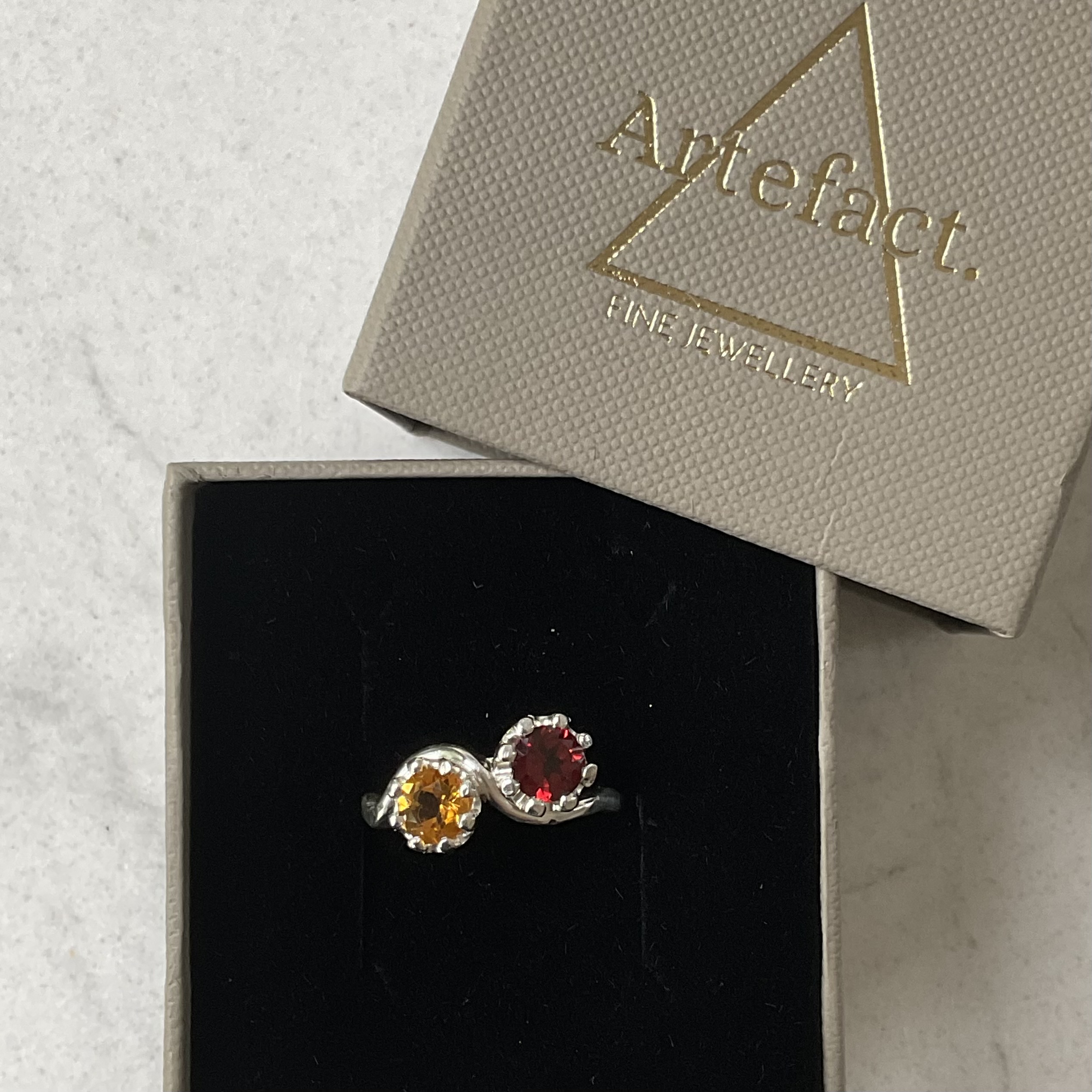 Toi et moi ring Size M by Artefact Fine Jewellery Toi et moi ring Size M by Artefact Fine Jewellery - Image 3